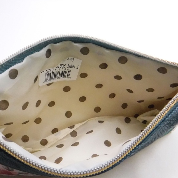 Disney Bashful Dwarf Snow White Clutch Wallet - Picture 5 of 5